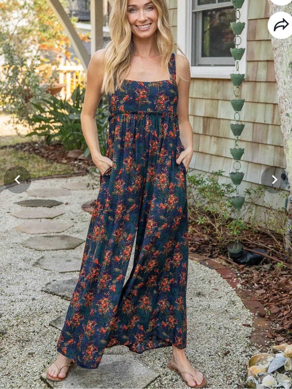 ⭐️NWOT Natural Life Wide Leg Floral Jumper⭐️